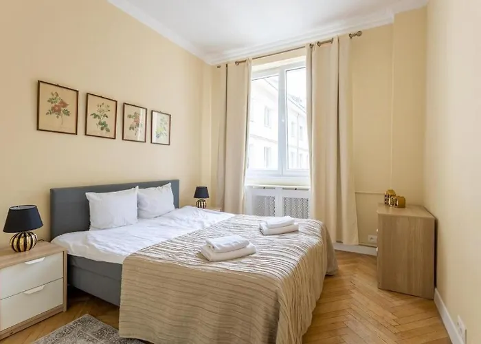 Urban Chic - Two Bedrooms - Center&nowy Swiat Apartament